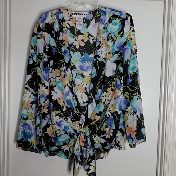 Dana Kay Tops - Dana Kay blouse